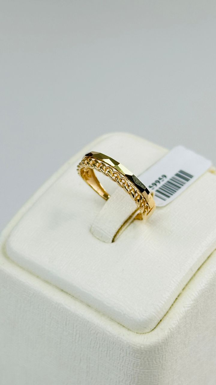 Lunette ring