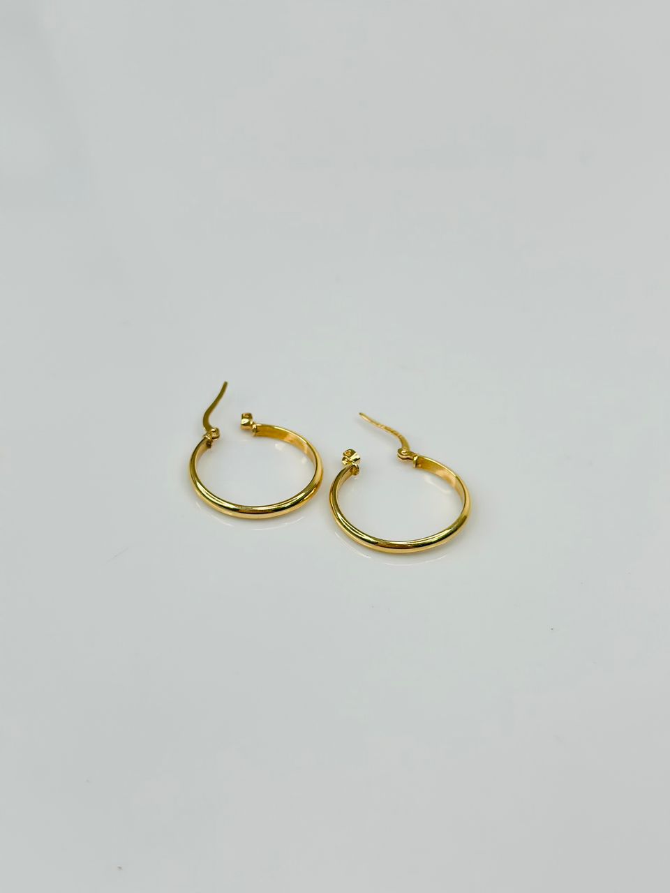 Violet hoop earrings