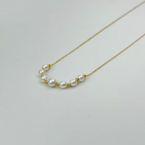 Pearl necklace