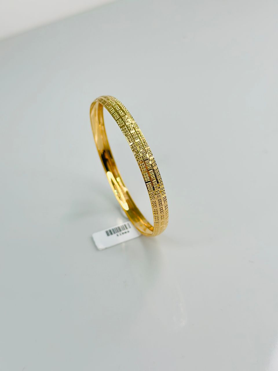 Mahna bangle 660