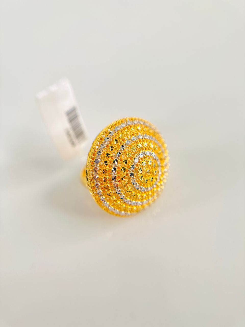 Ava's ring